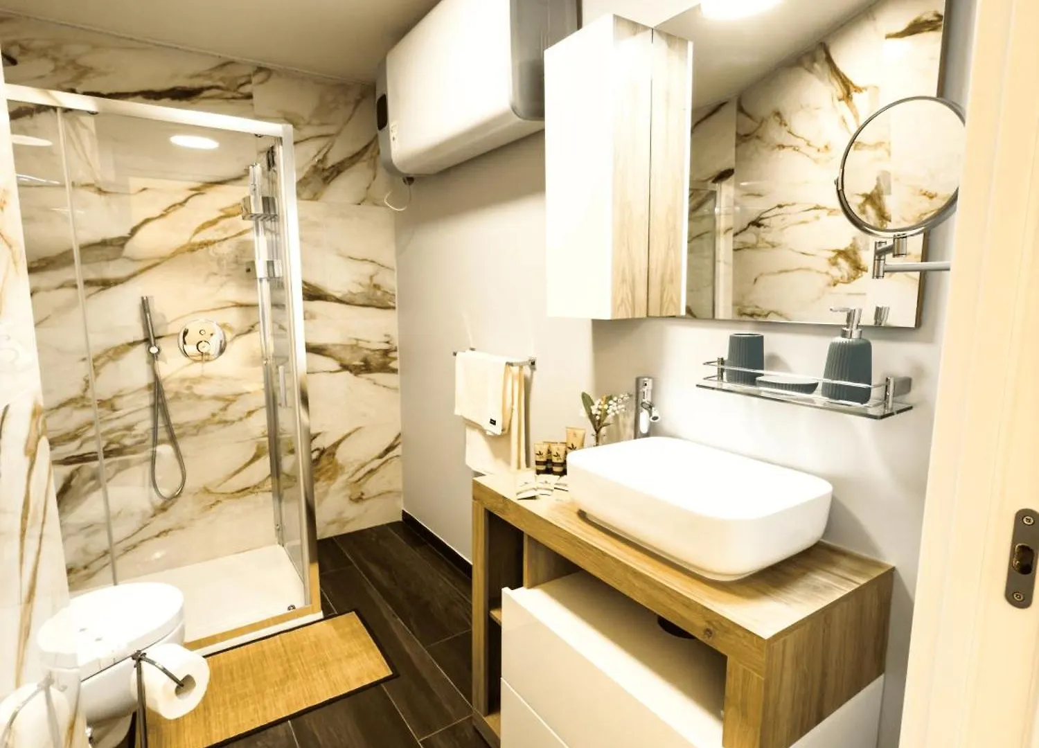 Serenity Suite Chinatown Sarpi Milano - Monolocale Yin 0*, Milan Italy